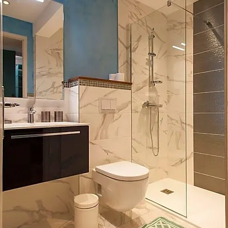 בית הארחה D'hotes Domaine Des Iris 3*