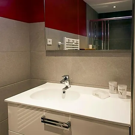 D'hotes Domaine Des Iris בית הארחה