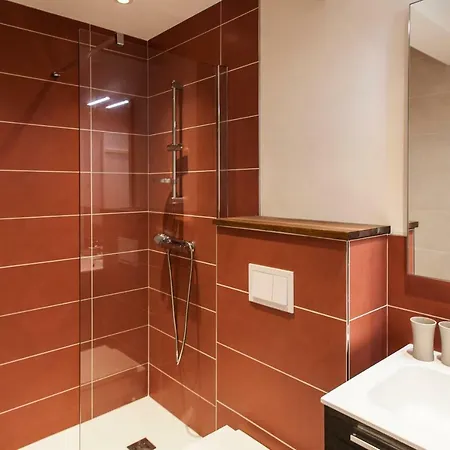 D'hotes Domaine Des Iris 3*